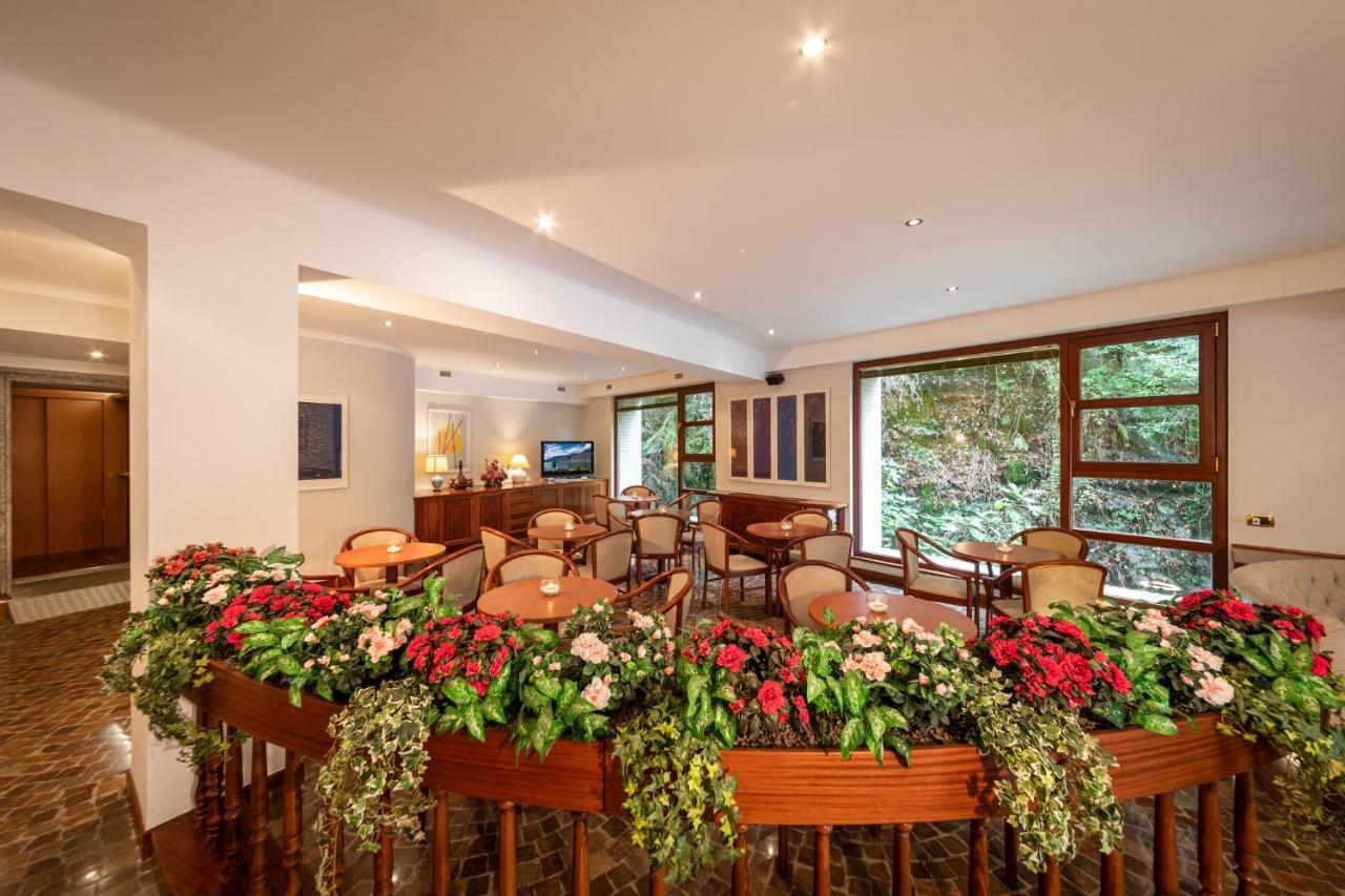 Hotel Ristorante Vapore Faggeto Lario Luaran gambar