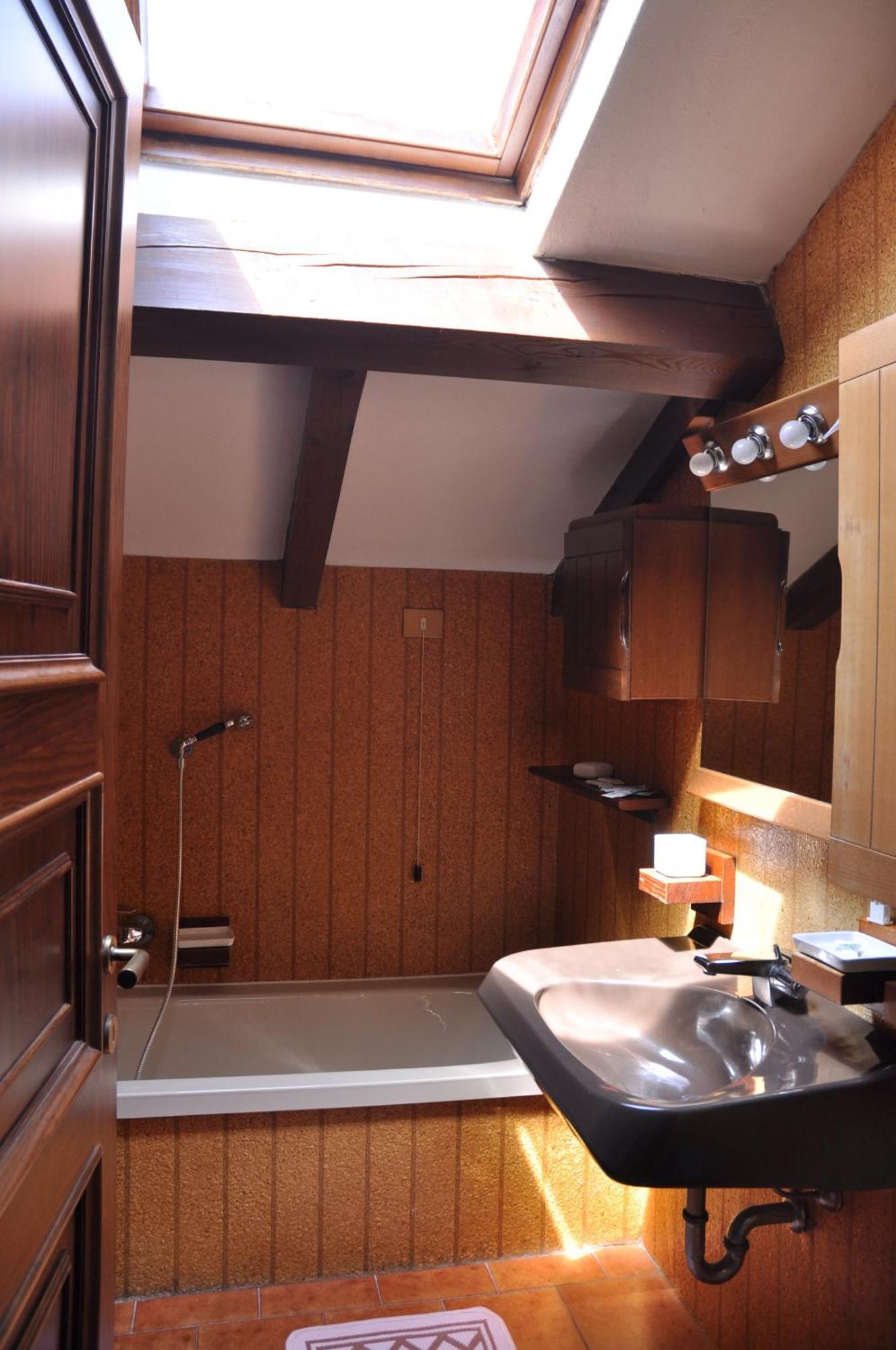 Hotel Ristorante Vapore Faggeto Lario Bilik gambar