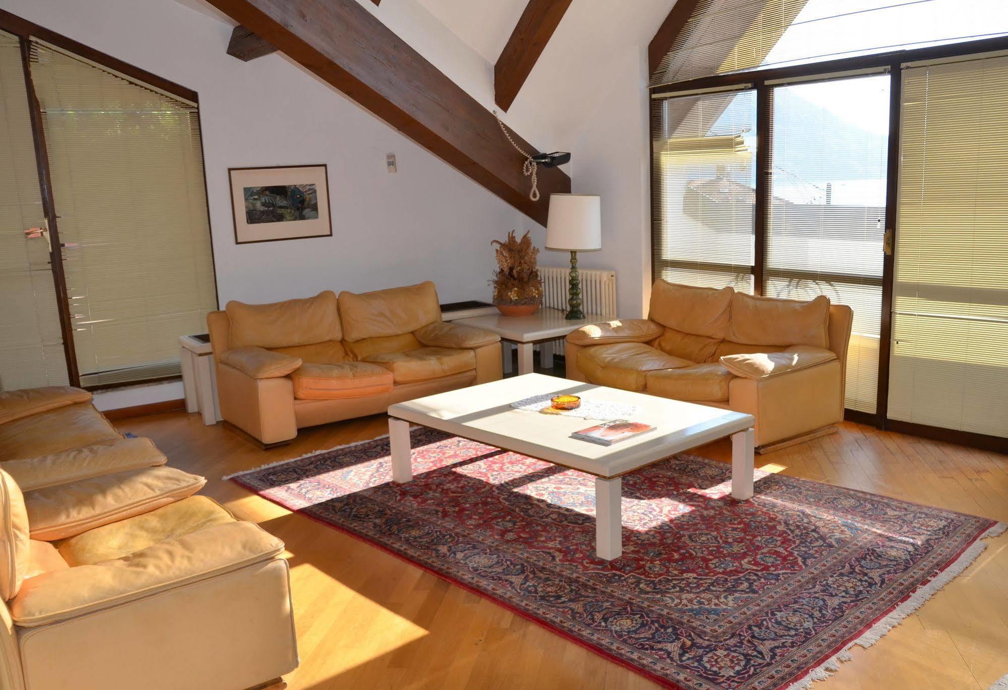 Hotel Ristorante Vapore Faggeto Lario Luaran gambar